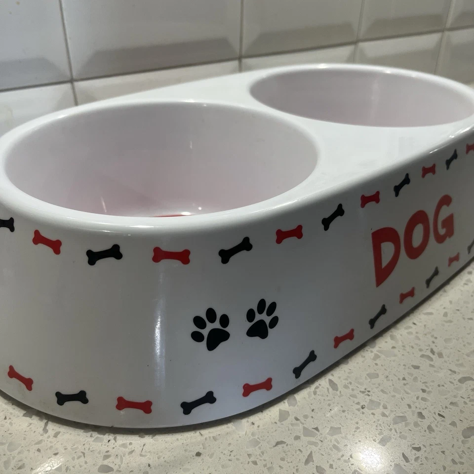 Plato de comida de agua rojo, blanco y negro con melamina Top Paw 15x7,5x3,5 Foto 3 de 4