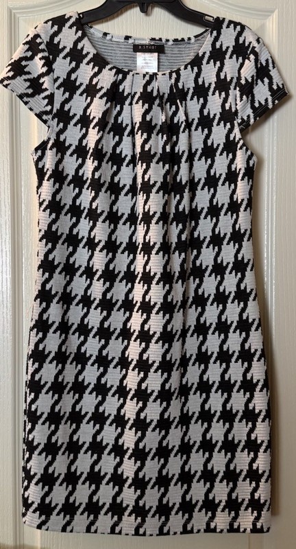 B.Smart Girls Jr Size 11/12 Shift Black & White Dress 