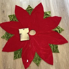 The Christmas Shoppe Hobby Lobby Poinsettia Tree Skirt 52”  New With Tags!!
