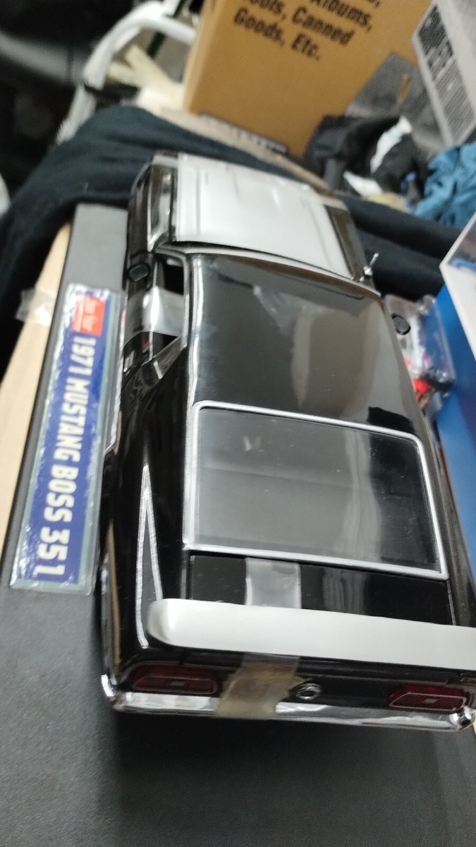 K794⭐︎SunStar 1/18 1971 MUSTANG BOSS 351 Sunstar 1971 FORD MUSTANG BOSS 351 1/18 scale diecast Model