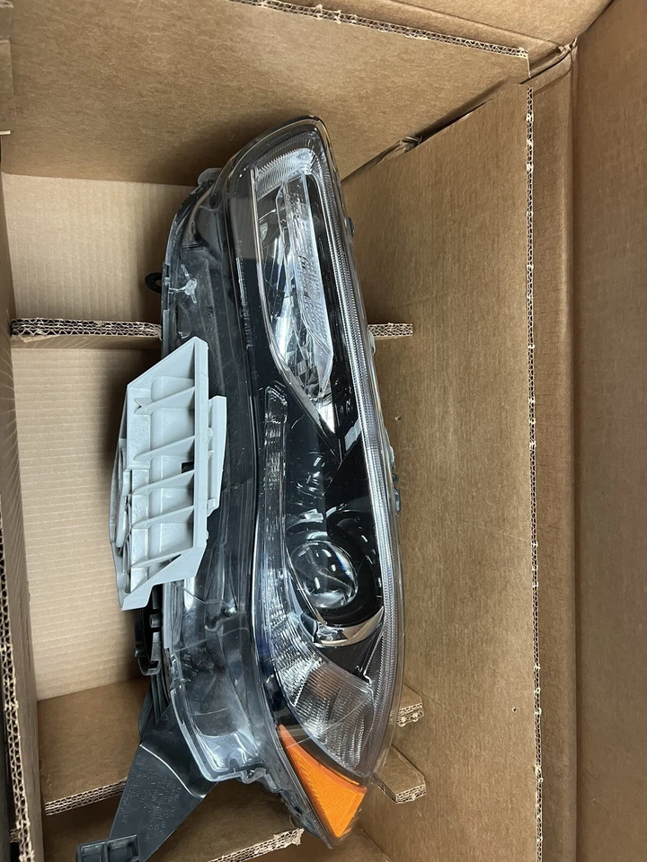 Headlight Assembly-Regular TYC 20-17203-00 fits 19-20 Infiniti QX60 Foto 2 de 2