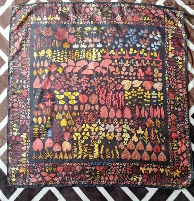 Foulard Gucci, Scarf Gucci