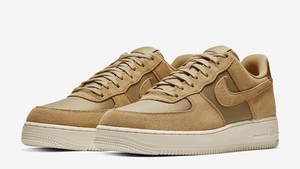 Nike Men's Air Force 1 Low '07 Sneakers 