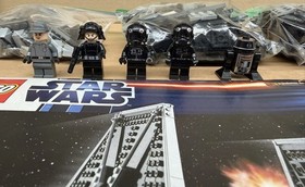 LEGO Star Wars 9492 TIE Fighter 4 Minifigures 413 Pieces No Box Pre-Owned