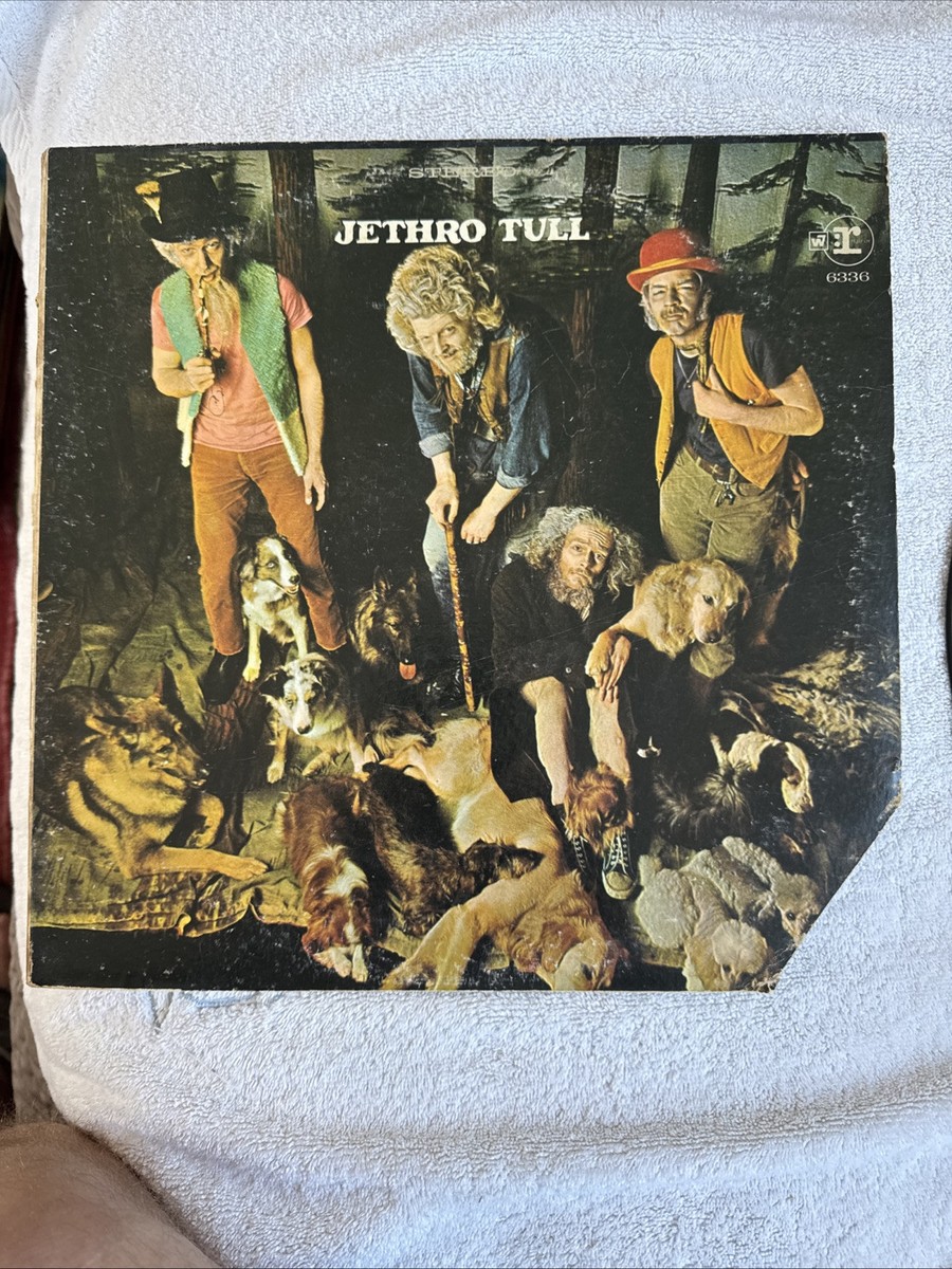 JETHRO TULL 