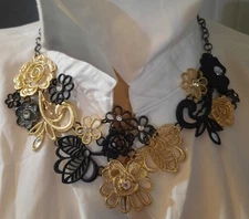 Charming Charlie Gold & Black Flowered Necklace W/ 14 Faux Diamonds 11" Chain 