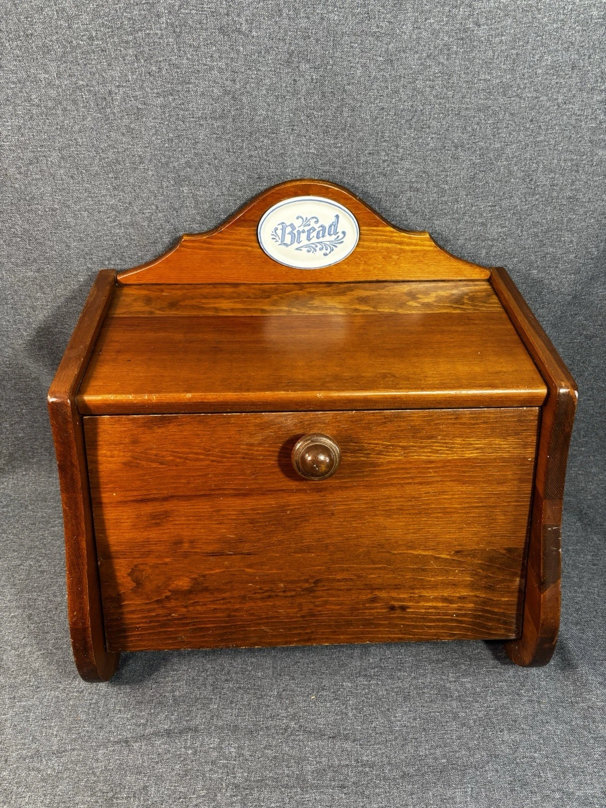 Vintage 80s Pfaltzgraff Yorktowne Large Wooden Bread Box Pine Wood
Opens in a new window or tab