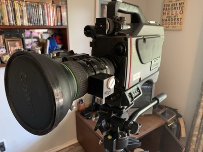 Sony DXC-M7 3CCD Analog TV Camera With Canon Lens View Finder and