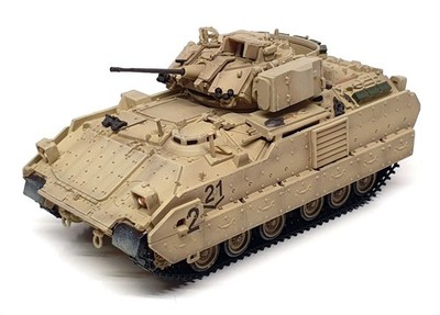 Dragon Models Maßstab 1:72 62022 - M2 Bradley Tank - beige