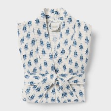 S/M Floral Waffle Bath Robe Blue/White - Threshold