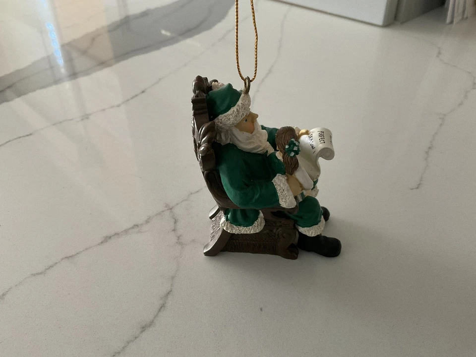 MICHIGAN UNIVERSIDAD ESTATAL ADORNO DE NAVIDAD MSU SANTA EN SILLA Foto 3 de 4