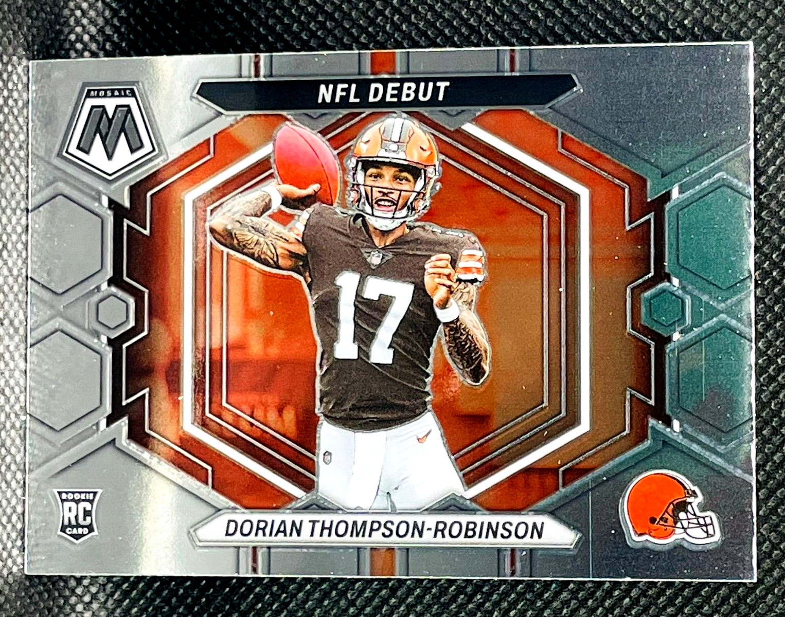 2023 Panini Mosaic NFL Debut Dorian Thompson Robinson #ND-6 Browns RC