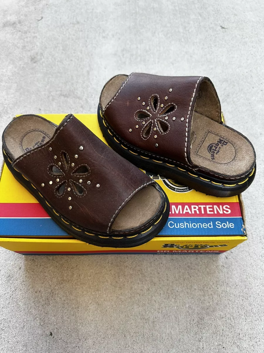 Kids dr hotsell marten sandals
