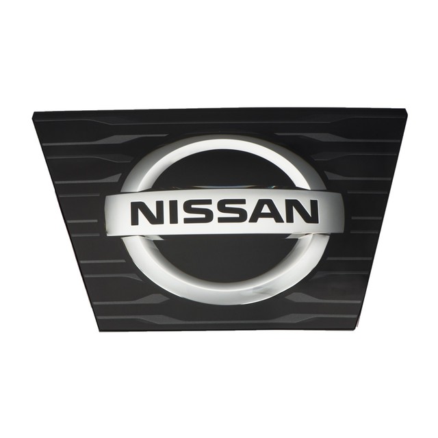 Nissan OEM 2017 Rogue Grilleemblem Badge Nameplate 628906FL0A eBay