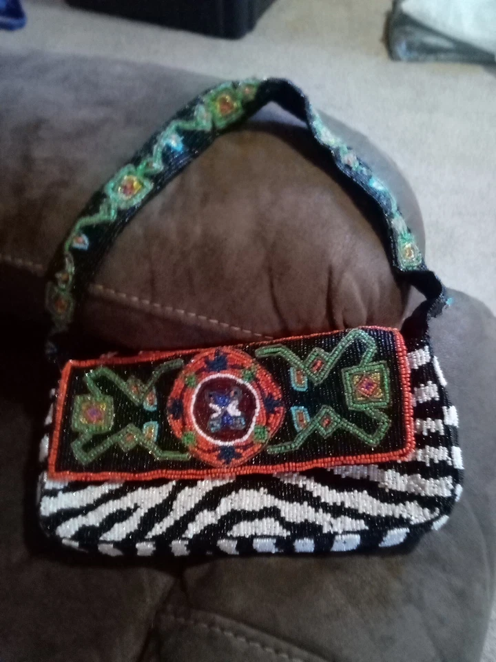 Bolso de mano Christina cebra y seda abstracta con cuentas Foto 2 de 4