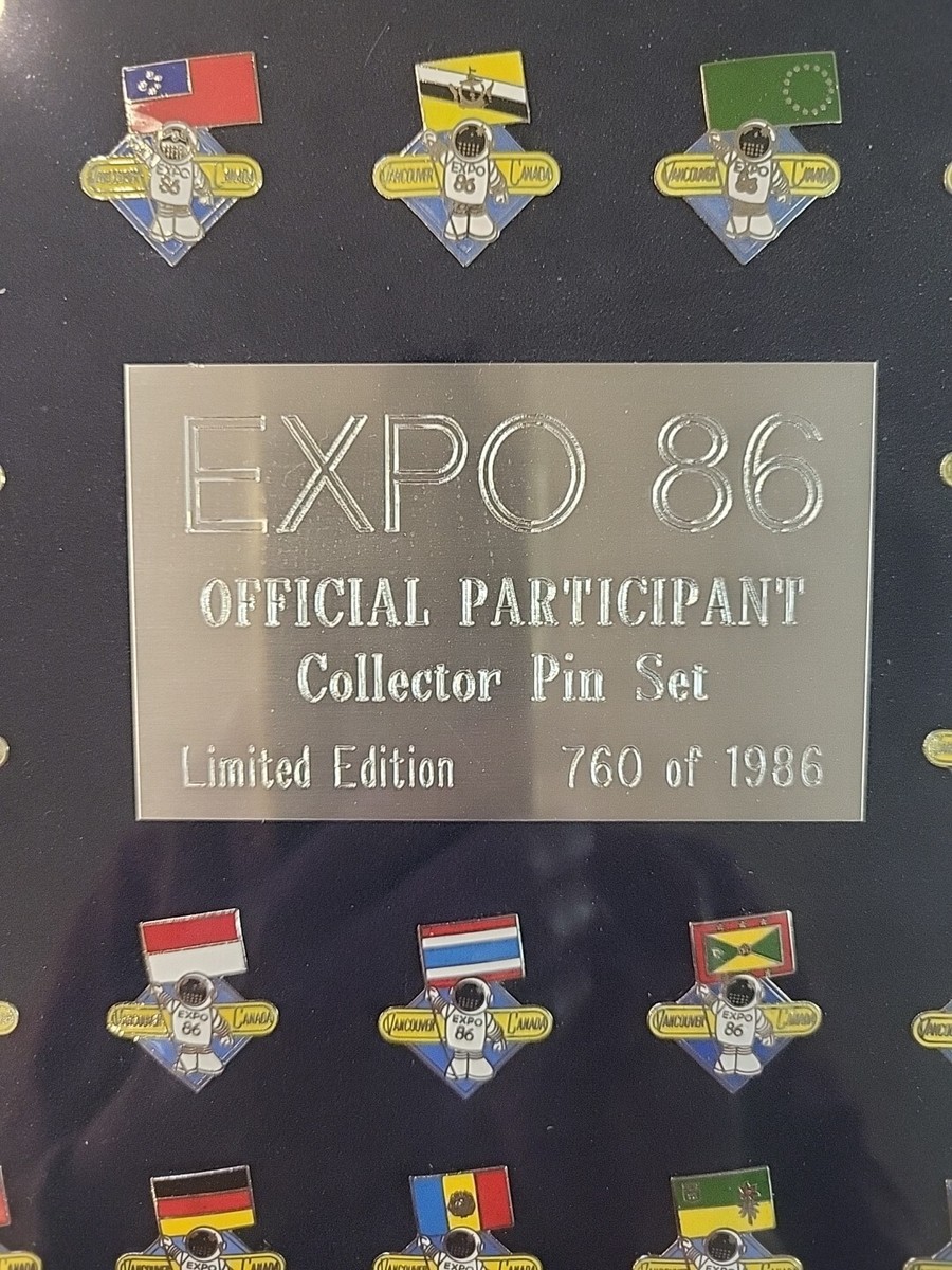 小物 EXPO Survivor - Italy Limited Ed. PIN s-l400.jpg