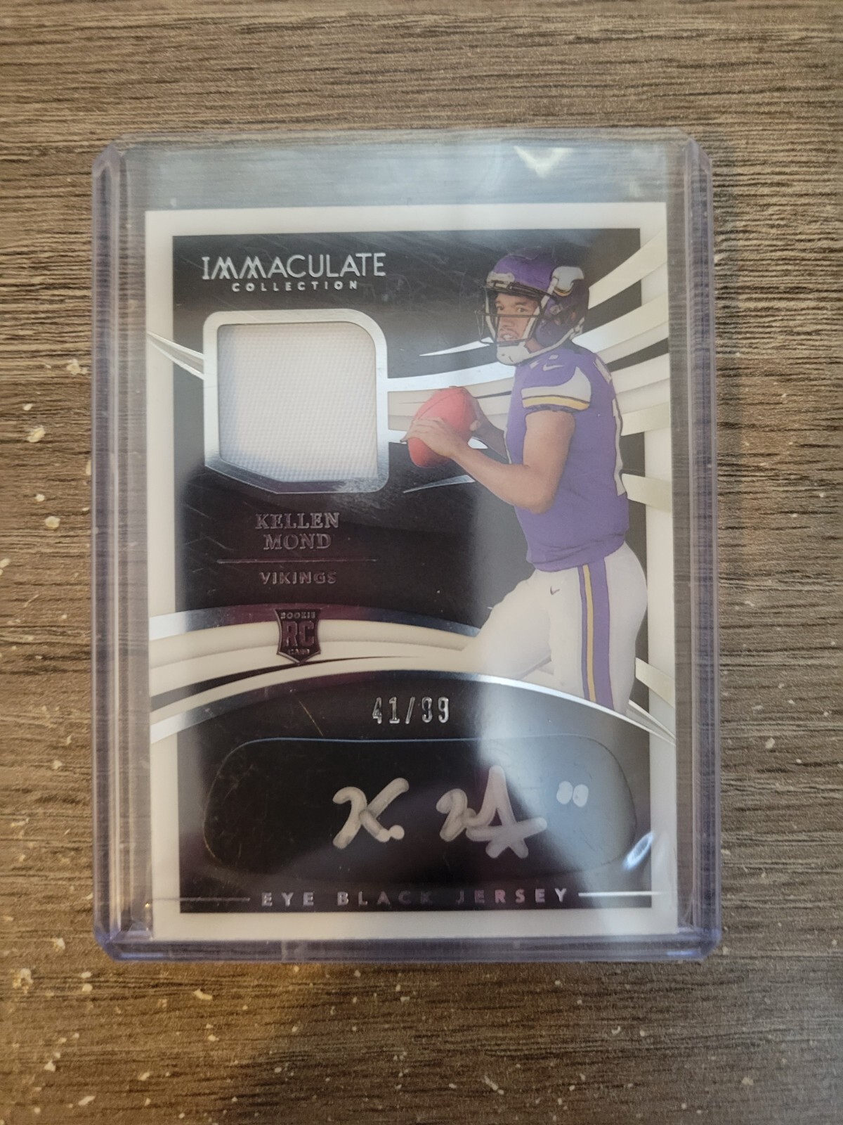2021 Immaculate Rookie Eye Black Jersey Autograph REBKM Kellen Mond 41/99 Rookie