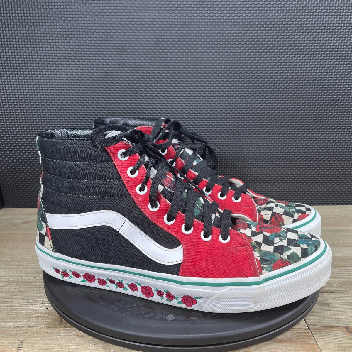 Vans checkered hotsell roses