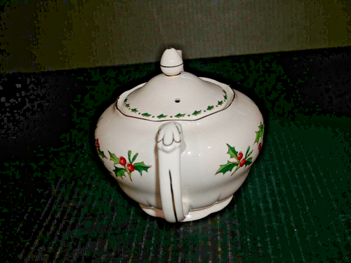Waldman House Porcelain Cup of Christmas Tea Tea Pot Made in Taiwan 4 cup cap. - Picture 7 of 12