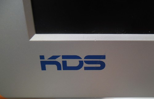 KDS 15" color monitor - Picture 5 of 7