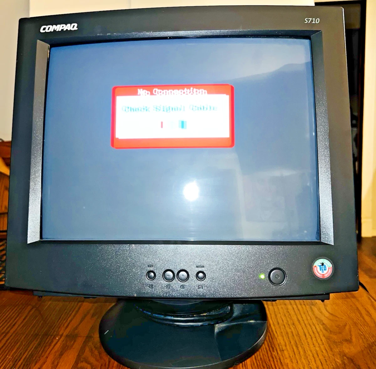 COMPAQ CRTモニター 　動作確認済み E*n様 COMPAQ CRTモニター 動作確認済み - メルカリ