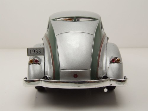 Pierce-Arrow Silver Arrow 1933 modelo de coche plateado 1:18 Signature Models - Imagen 12 de 13