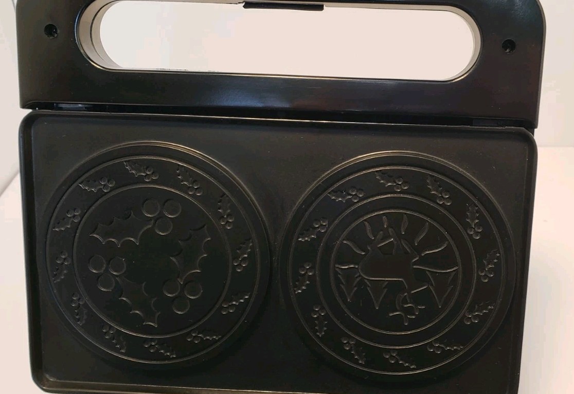 Vintage Salton Holiday Pizzelle Maker 1995 Model WM-6HP With Box