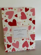 CUPCAKES AND CASHMERE NEW TABLECLOTH 60" X 84" RED AND PINK HEARTS