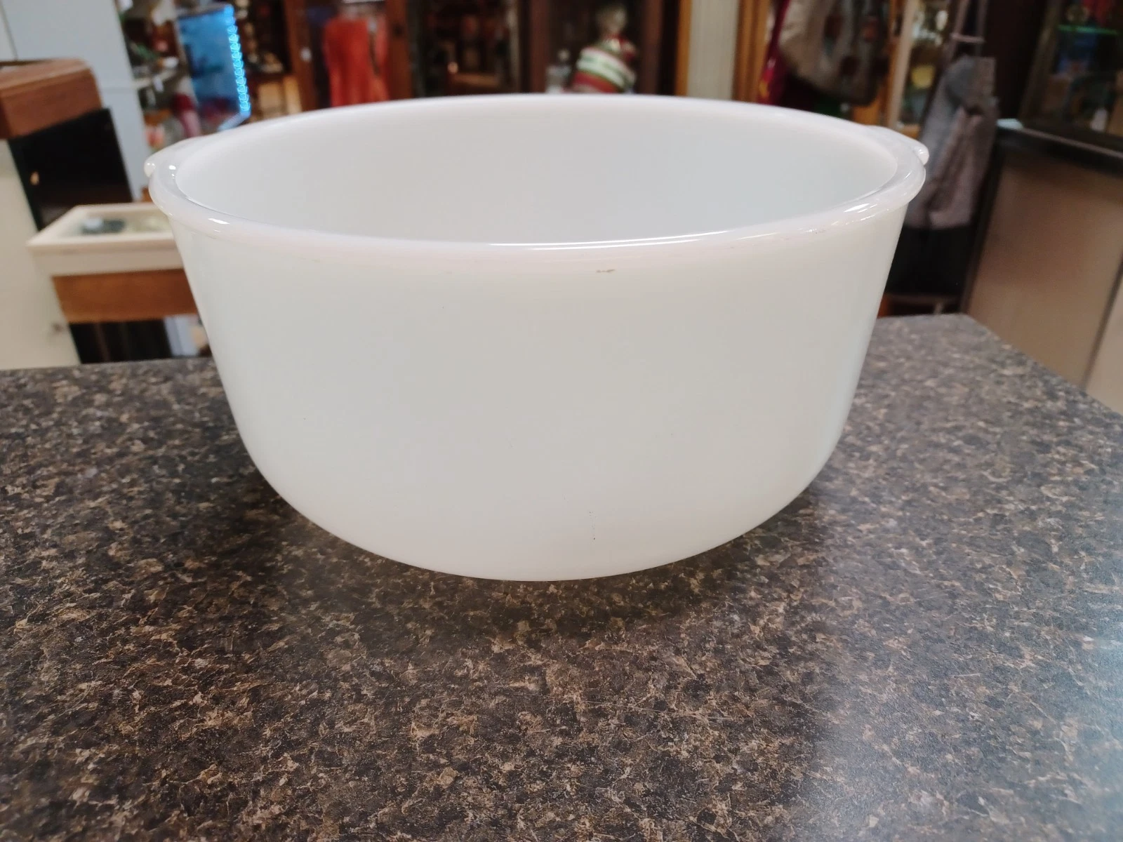 Vintage Glasbake Mixmaster Sunbeam 19CJ Large White Milk Glass Mixer Mixing Bowl
