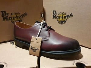 dr martens antique temperley cherry red