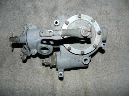 Bomba tambaleante de avión Segunda Guerra Mundial rara / colador de combustible D-3 United Aircraft Prod Aviation - Imagen 2 de 12