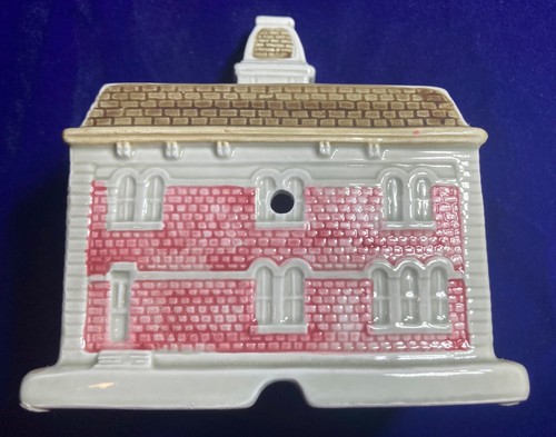 Disney 1998 Sears Ceramic Magic KINGDOM MAIN STREET CITY HALL 11-30702 - Picture 7 of 10