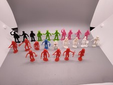 Vintage 70's Tim Mee Galaxy Laser Team Plastic Figure Lot Of 24
