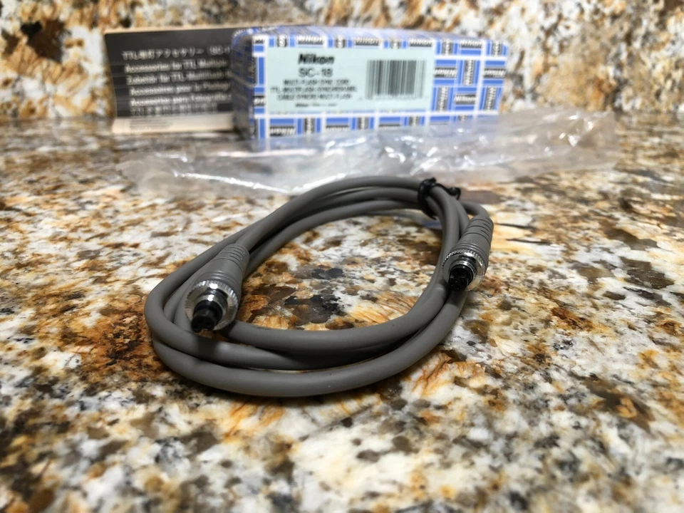 Nikon SC-18 TTL Multi Flash Sync Cord in box made in Japan - Image 4 of 4