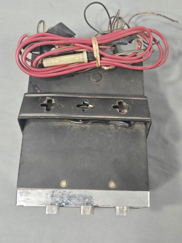 8 Track radio 12 volt negative ground made in japan serial#301298 UNTESTED - 第 2/10 張圖片