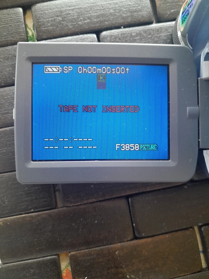 Panasonic PV-GS2 MiniDV Camcorder Video Camera  - Image 3 of 4