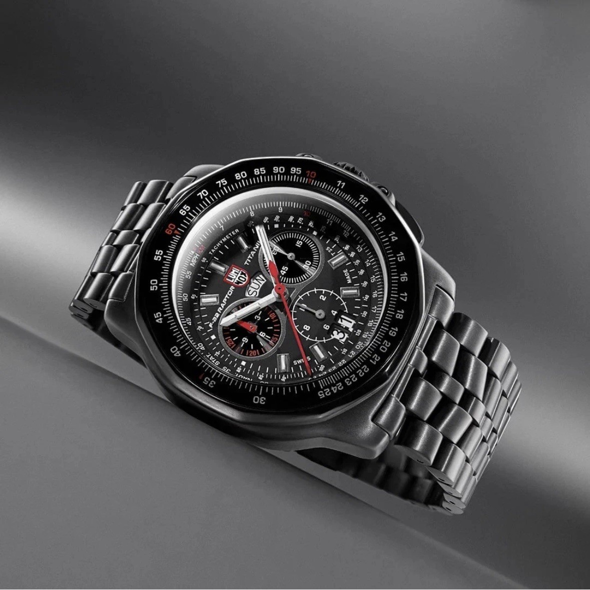 Swiss Made Luminox F22 Raptor 44mm All Titanium 9270 Series Pilot