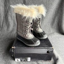 Sorel Youth Joan Of Arctic Snow Boots Girls Size 4 Gray Waterproof Faux Fur