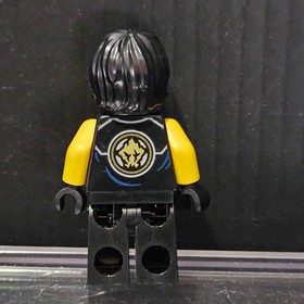 Lego Ninjago Tournament of Elements Cole Minifigure from Set 70753 - AUTHENTIC!