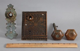 Antique Victorian Aesthetic Bronze Architectural Doorknob Lock Door Hardware NR