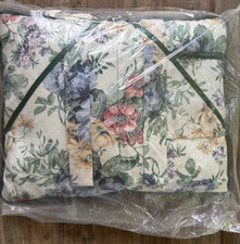 Vintage 1993 Book Buddy Reading Pillow Book Holder Floral NOS Made in USA 14x18