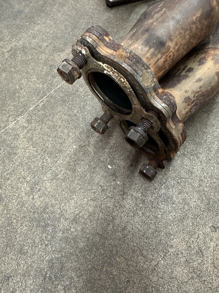 Colector de escape BMW M42 M44 4 cilindros 1990-1996 E30 E36 Z3 1,9 L 318i 318is OEM USADO Foto 2 de 4