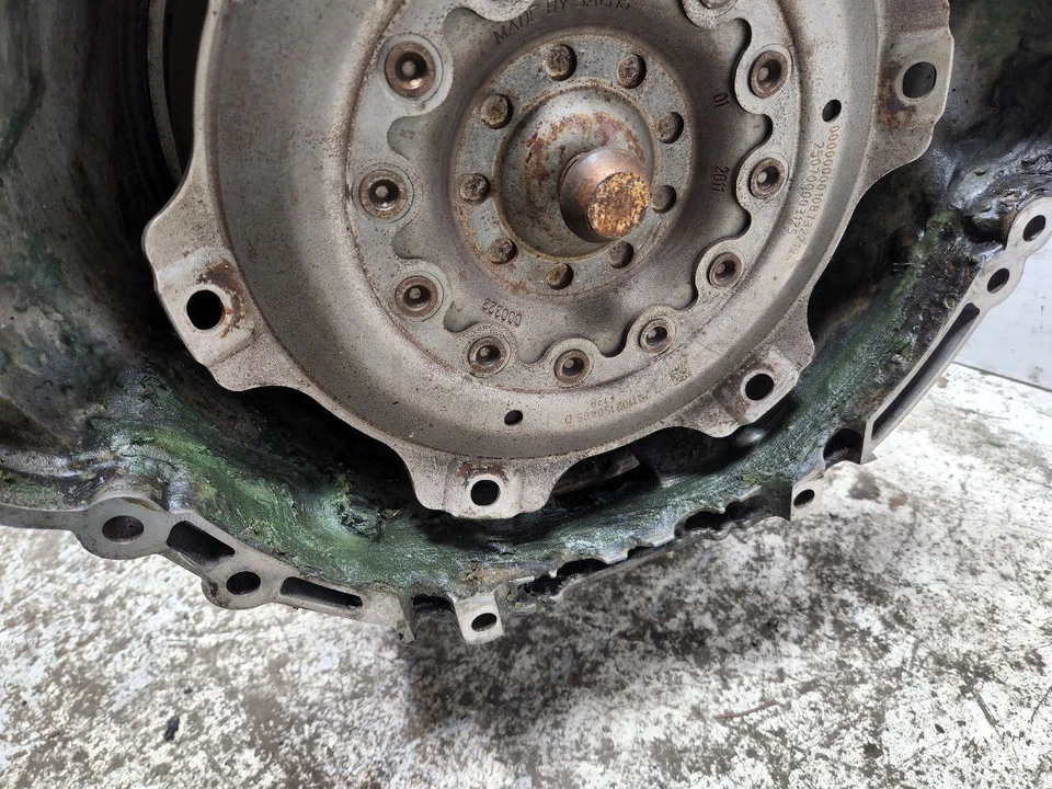 2012 BMW 650i  Automatic Transmission 8 Speed RWD 240076070915 - Image 3 of 4