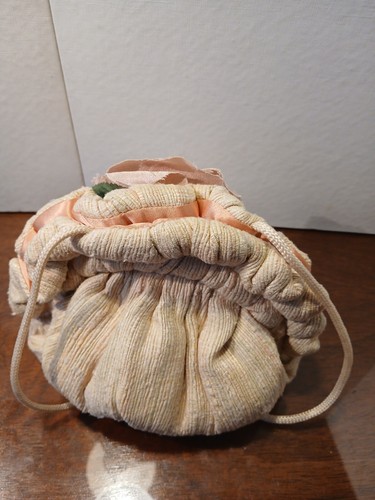 Carol Lahm Sloane, Borsa beige tessuto con interno poliseta pesca e rosa pesca - Foto 3 di 8