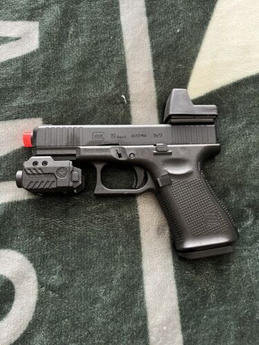 Glock 19 Gen 5 Gas Blowback Airsoft Pistol