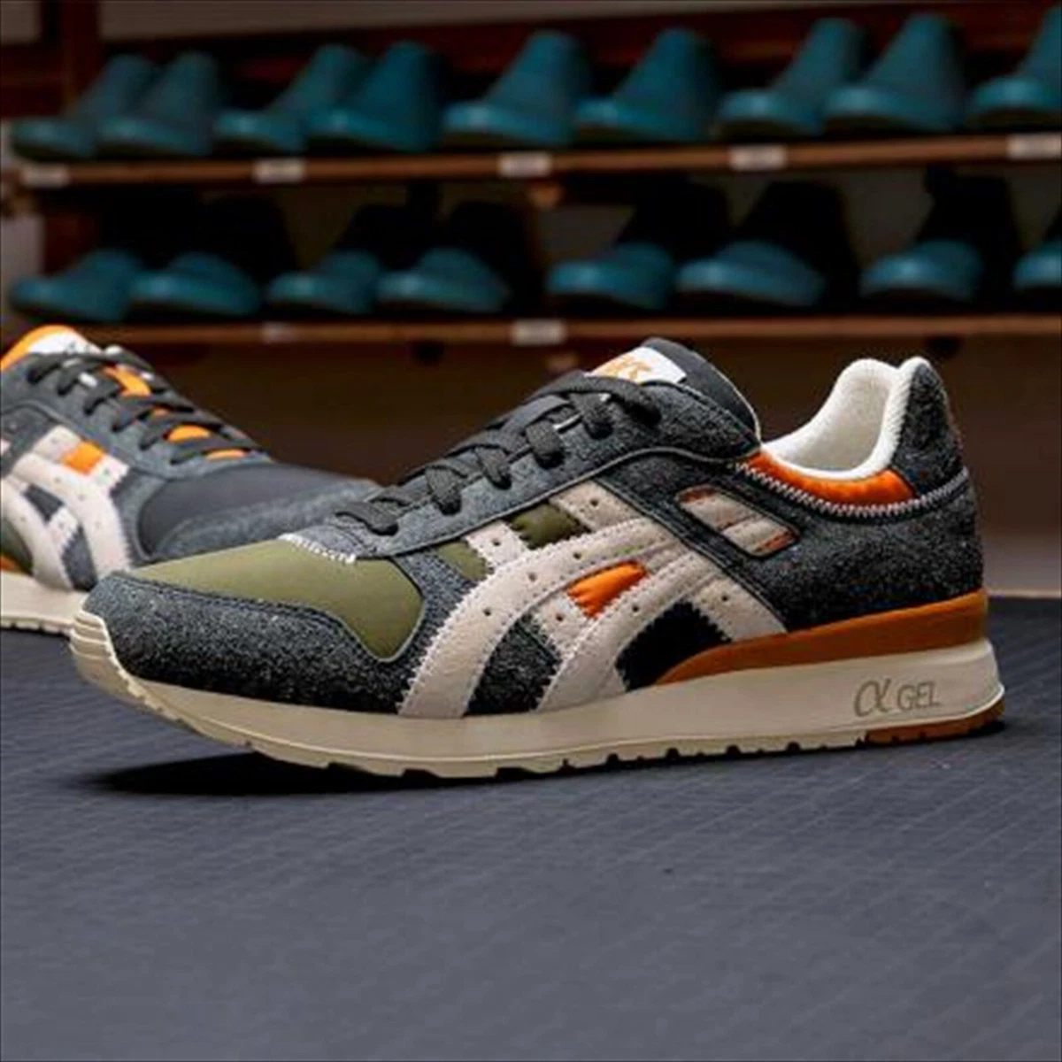 ASICS GT-II PATCHWORK BLACK CREAM 1201A565-001 US 9.5 / 27.5cm