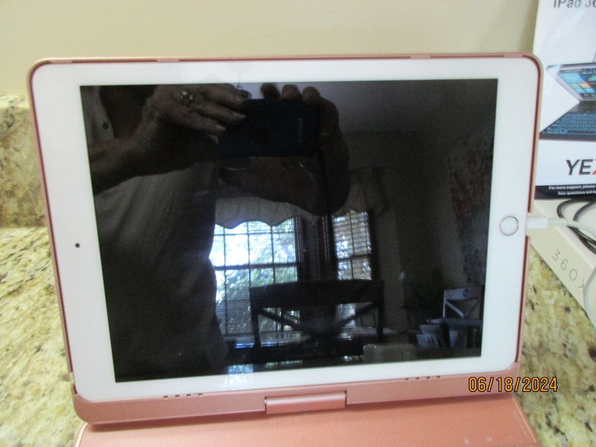 iPad　A1893 ピンクゴールド Apple iPad (6th Generation) A1893 32 GB, Wi-Fi, 9.7 in