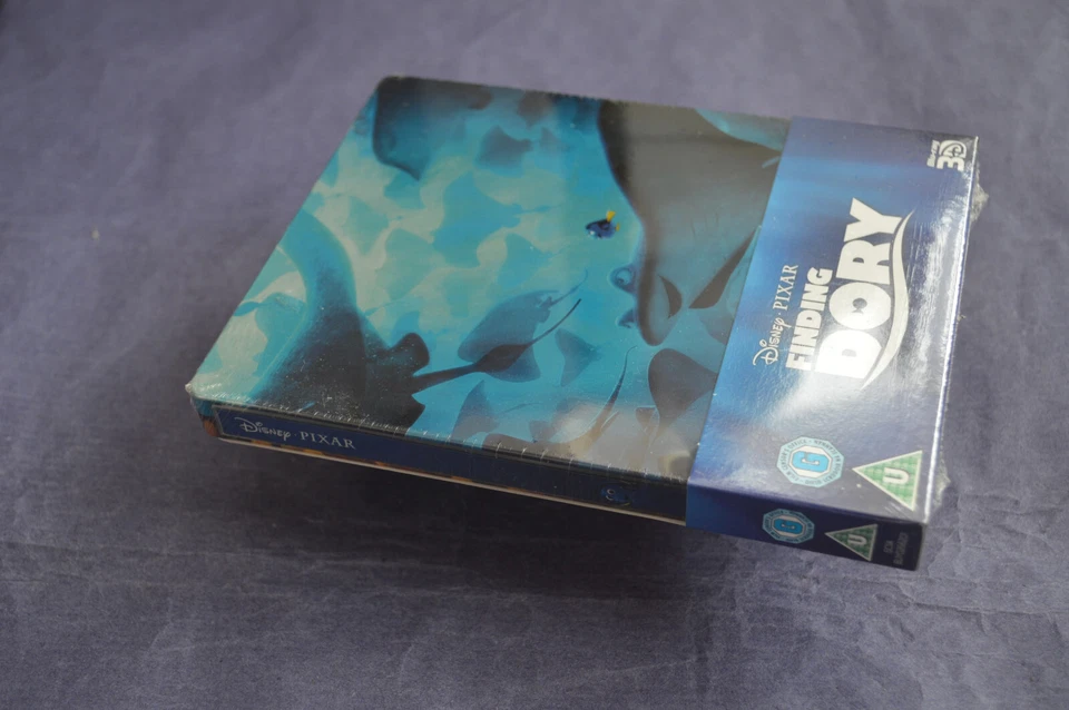 Disney Pixar Finding Dory Steelbook BLU-RAY 3D/2D (3 Discs) NEW & SEALED - Image 3 of 3