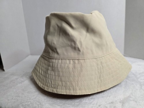 Walt Disney Parks 2023 Wish Movie Valentino & Star Bucket Hat NWT - Picture 4 of 11