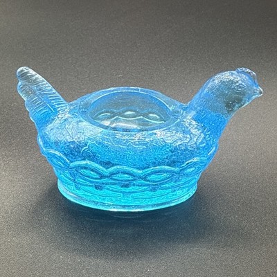 Vintage Ice Blue Bird Hen On Basket Salt Cellar Open Salt Dish Glass